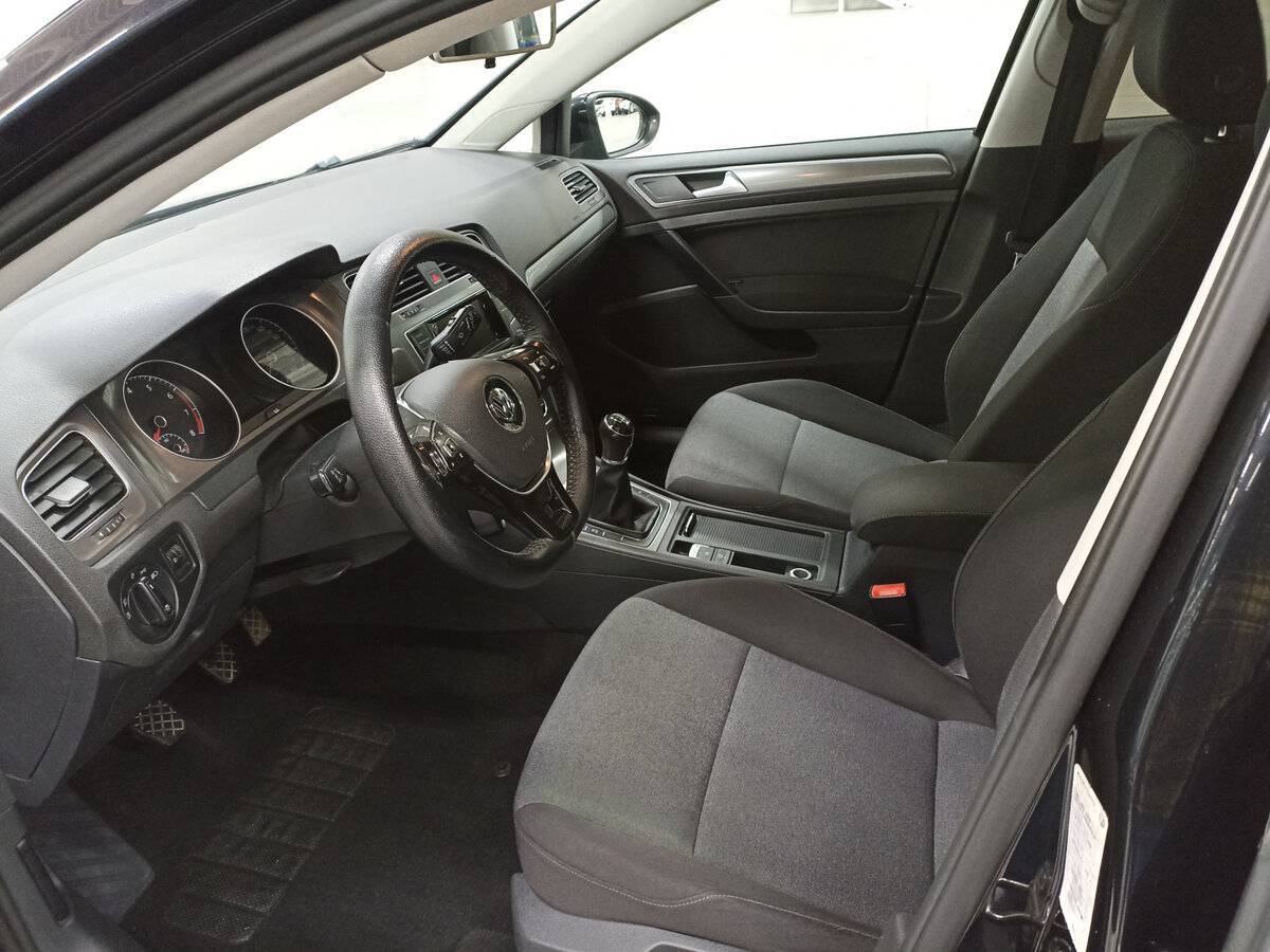 Volkswagen Golf б/у, 2013, Механическая. Фото: #15