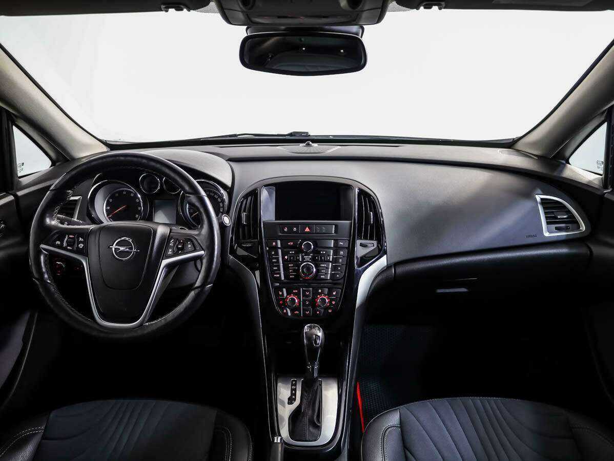 Opel Astra б/у, 2015, Автоматическая. Фото: #8