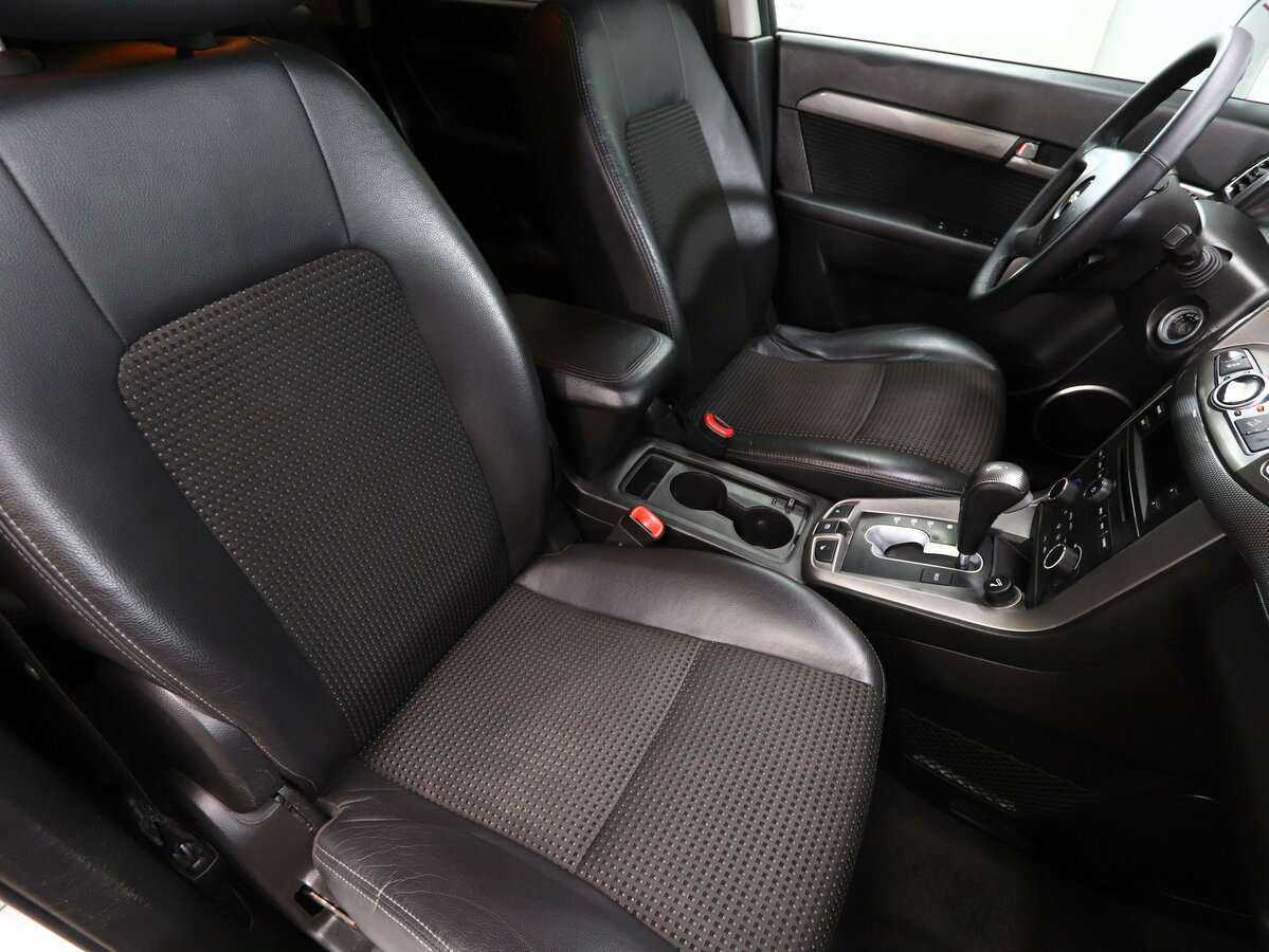 Chevrolet Captiva б/у, 2012, Автоматическая. Фото: #14