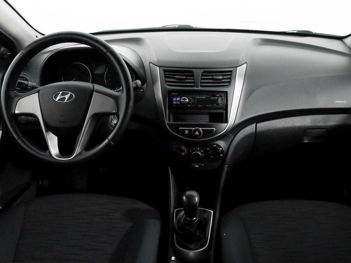 Hyundai Solaris б/у, 2014, Механическая. Фото: #7