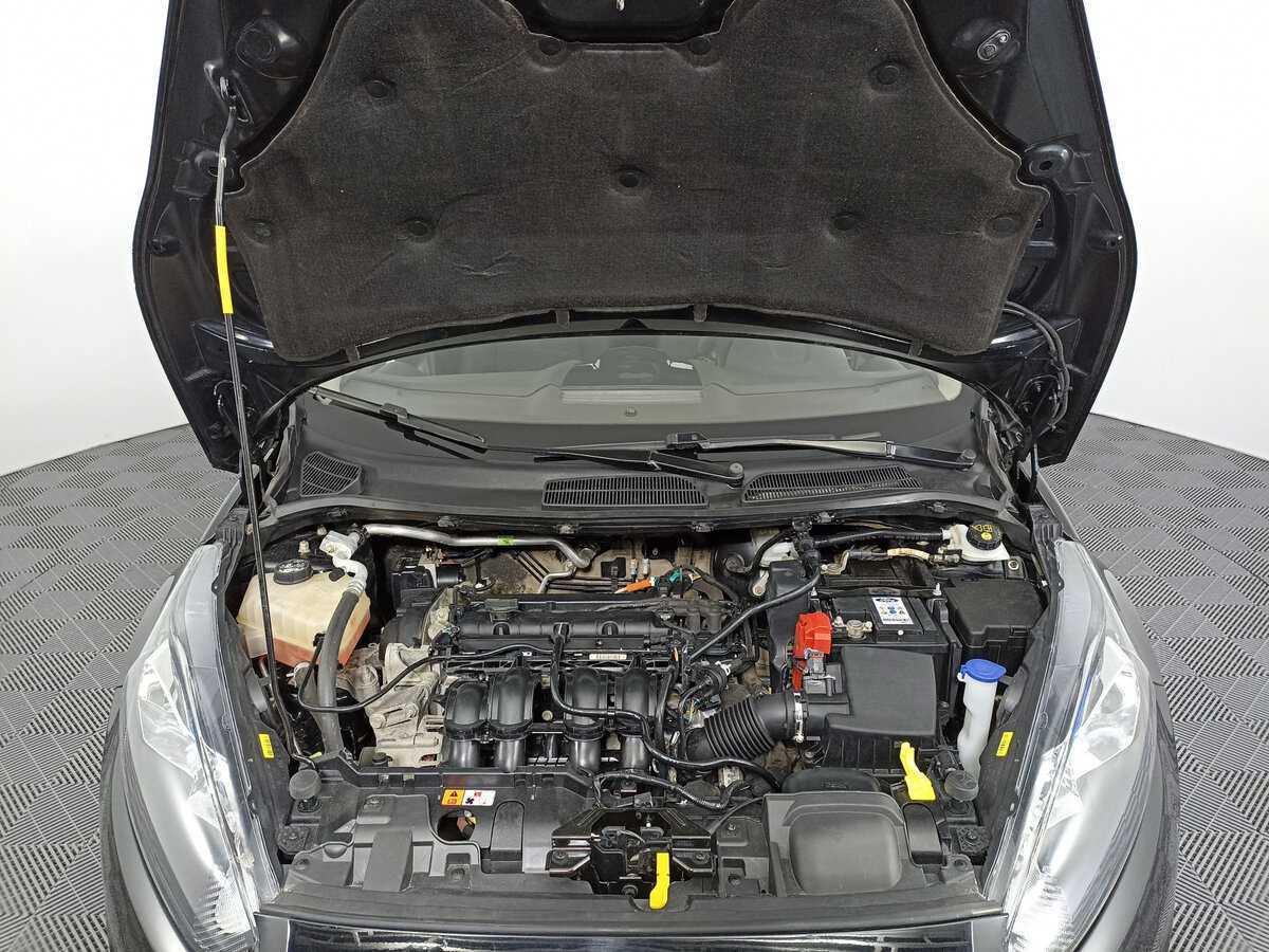 Ford Fiesta б/у, 2015, Механическая. Фото: #8