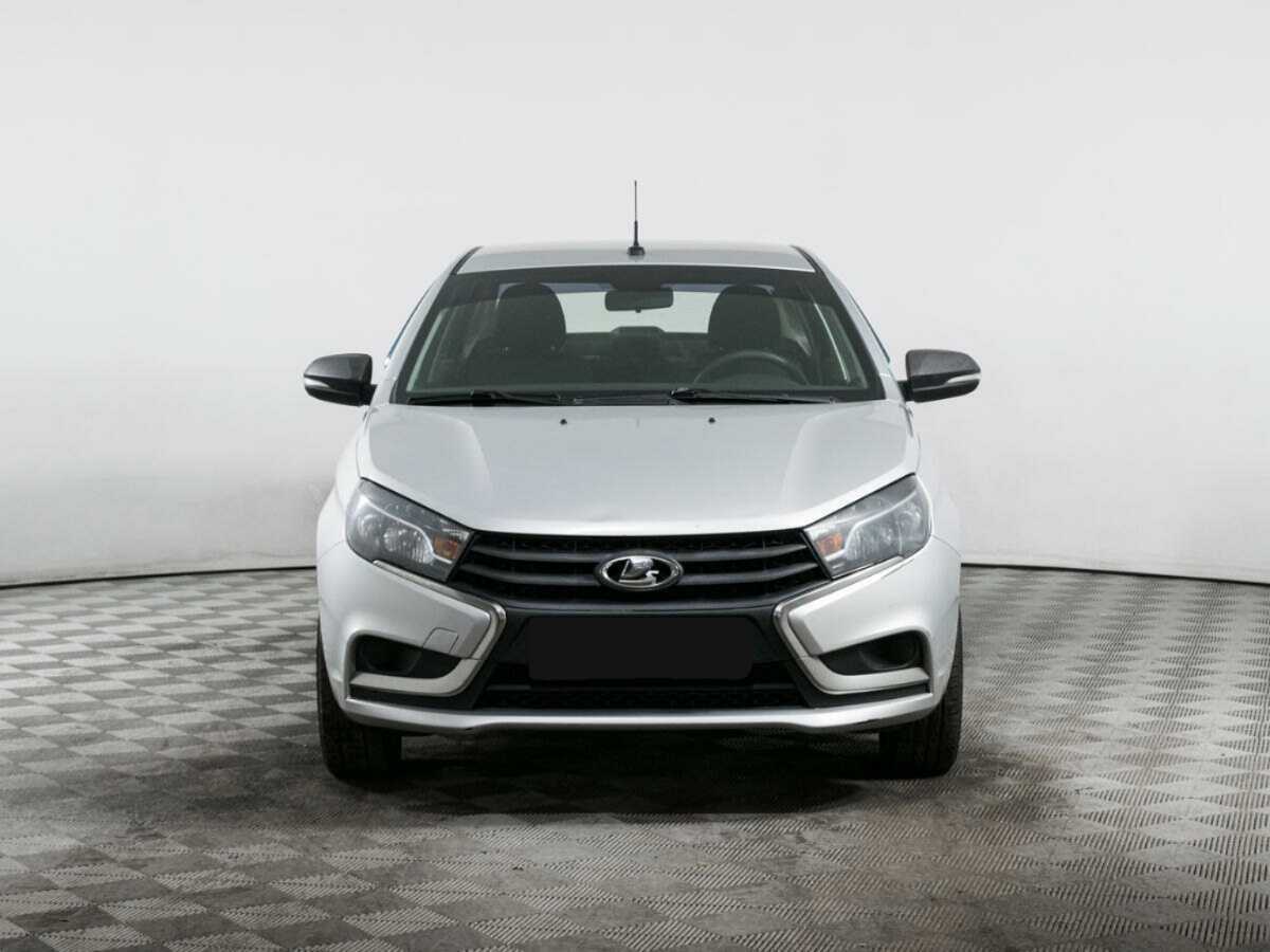 Lada (ВАЗ) Vesta б/у, 2017, Механическая. Фото: #1