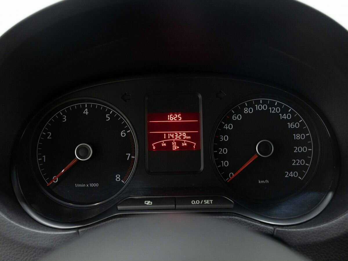 Volkswagen Polo б/у, 2014, Автоматическая. Фото: #13