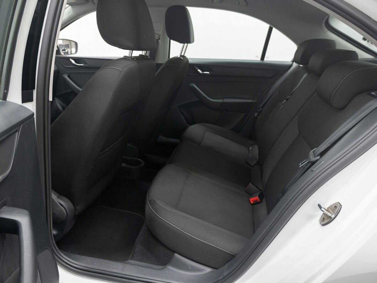 Skoda Rapid б/у, 2015, Автоматическая. Фото: #8