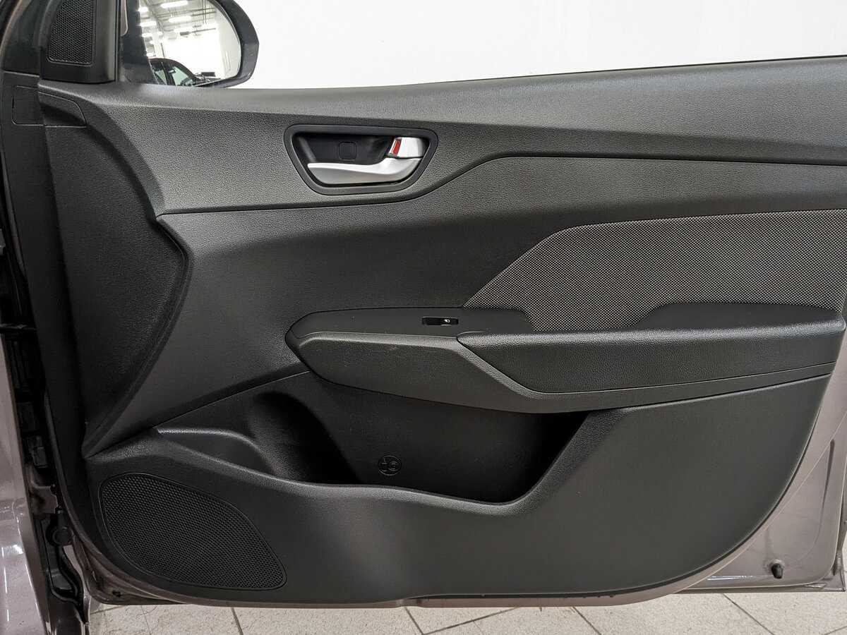 Hyundai Solaris б/у, 2018, Автоматическая. Фото: #20