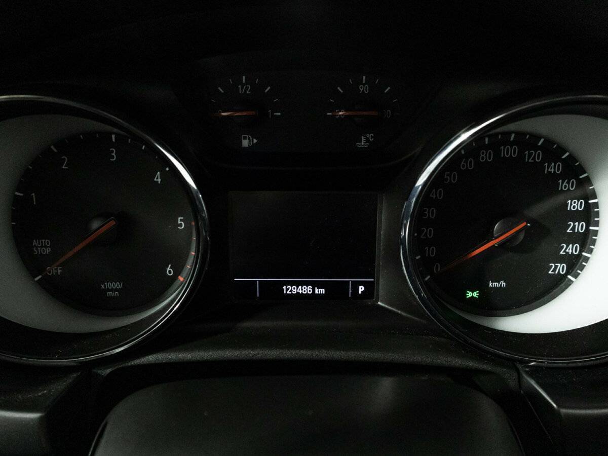 Opel Astra б/у, 2019, Автоматическая. Фото: #11