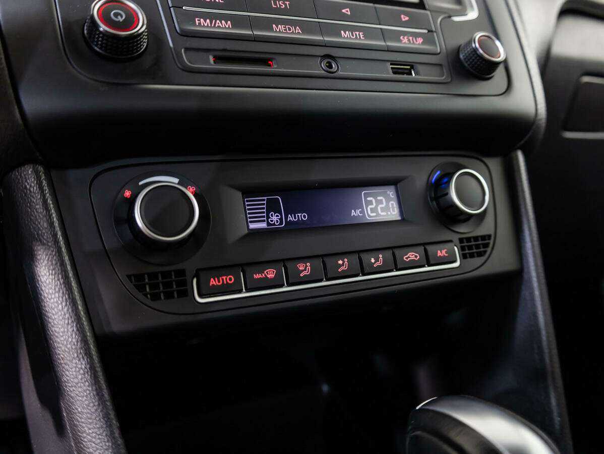 Volkswagen Polo б/у, 2017, Автоматическая. Фото: #11