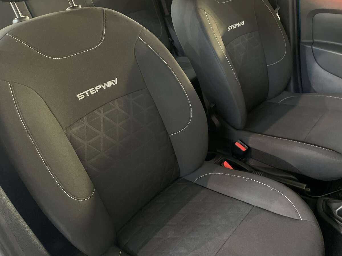 Renault Sandero б/у, 2018, Автоматическая. Фото: #13