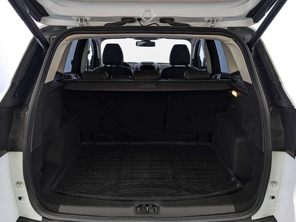 Ford Kuga б/у, 2018, Автоматическая. Фото: #9