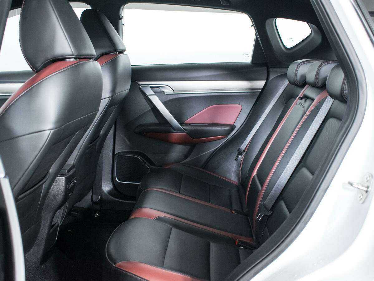 Geely Coolray б/у, 2021, Роботизированная. Фото: #8