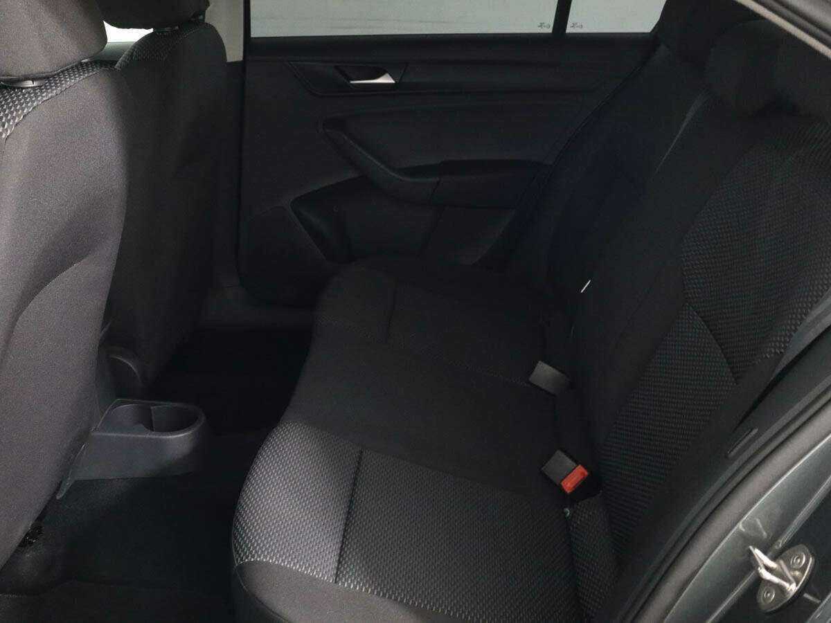 Volkswagen Polo б/у, 2020, Автоматическая. Фото: #7