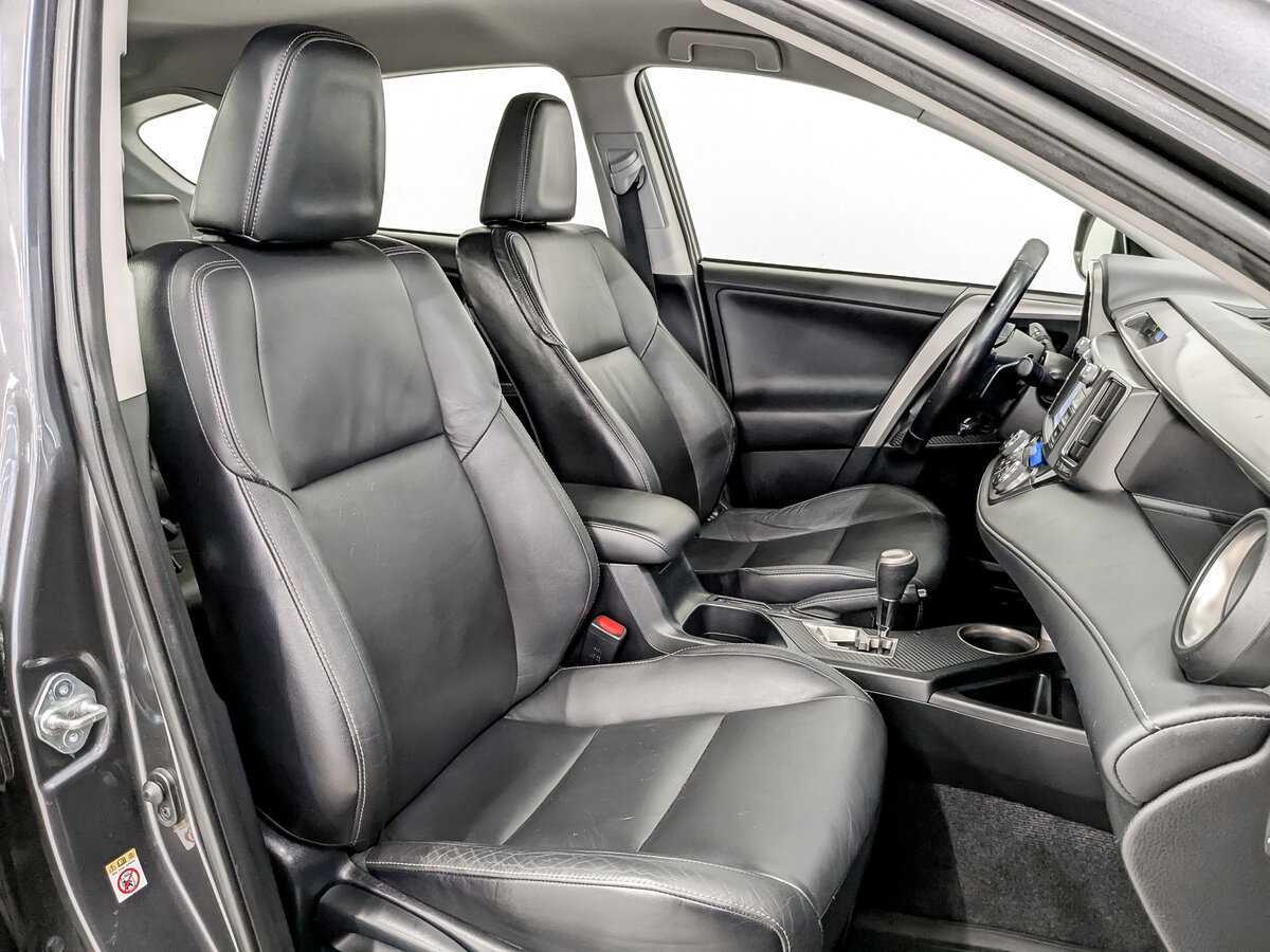 Toyota RAV4 б/у, 2014, Автоматическая. Фото: #21