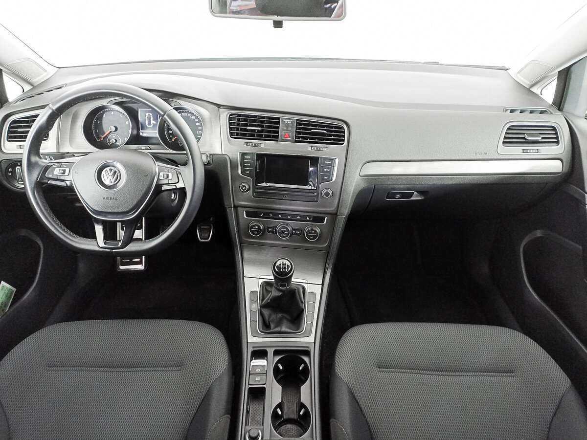 Volkswagen Golf б/у, 2013, Механическая. Фото: #11