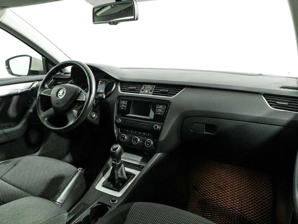 Skoda Octavia б/у, 2014, Механическая. Фото: #8