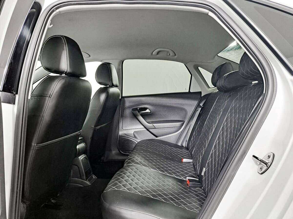 Volkswagen Polo б/у, 2016, Механическая. Фото: #9