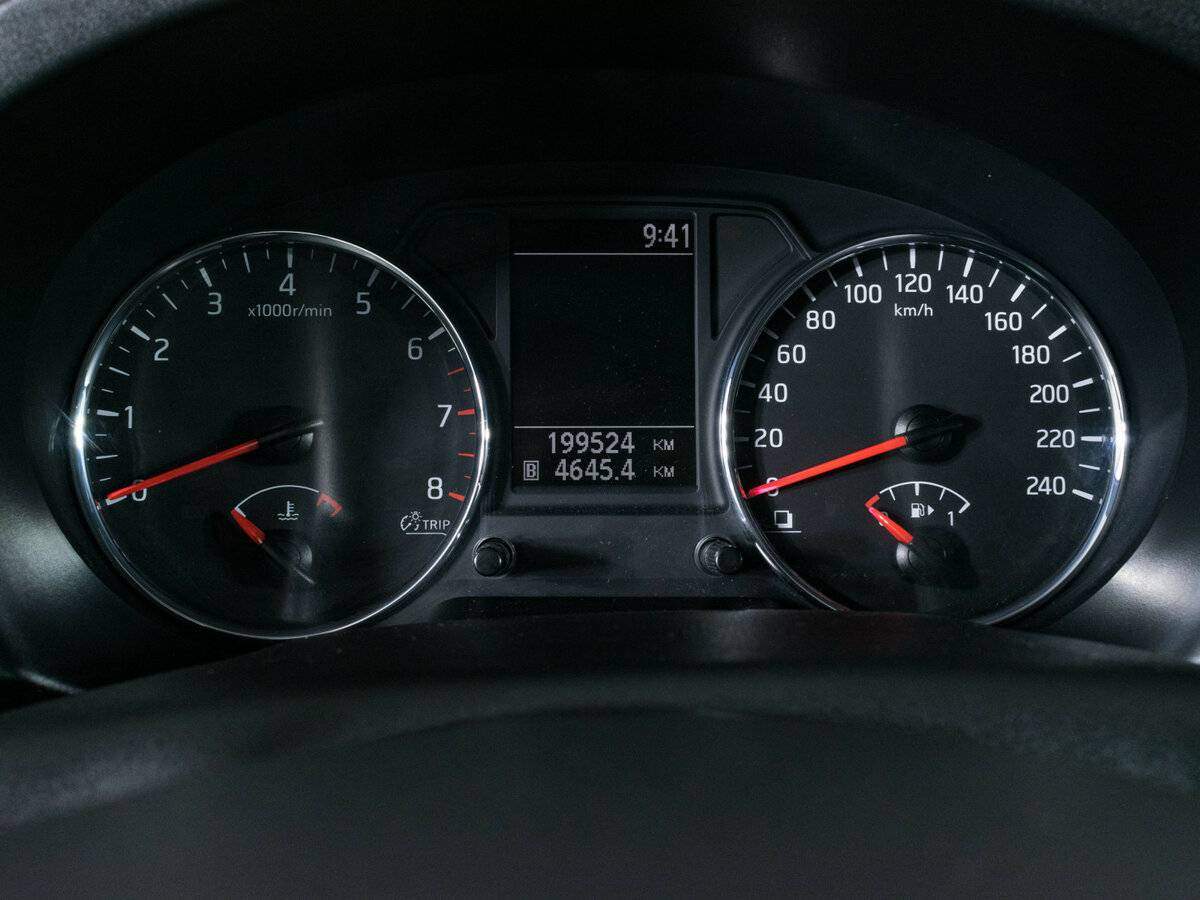 Nissan X-Trail б/у, 2013, Механическая. Фото: #13