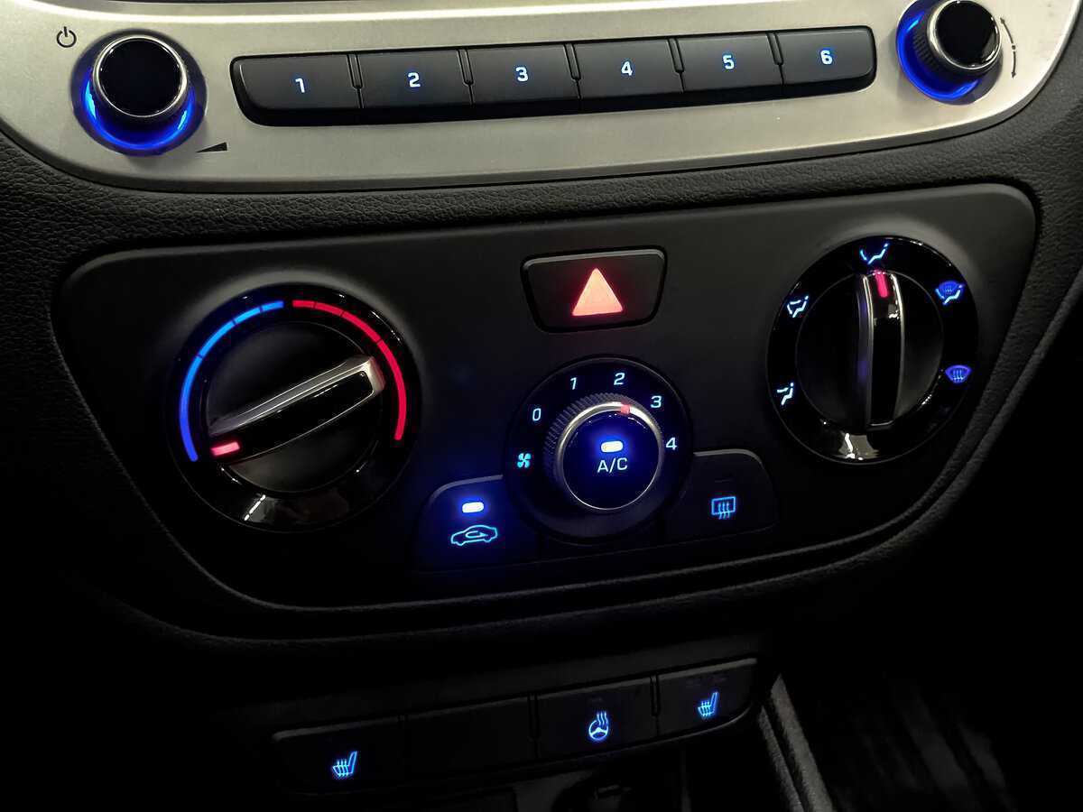 Hyundai Solaris б/у, 2017, Автоматическая. Фото: #20