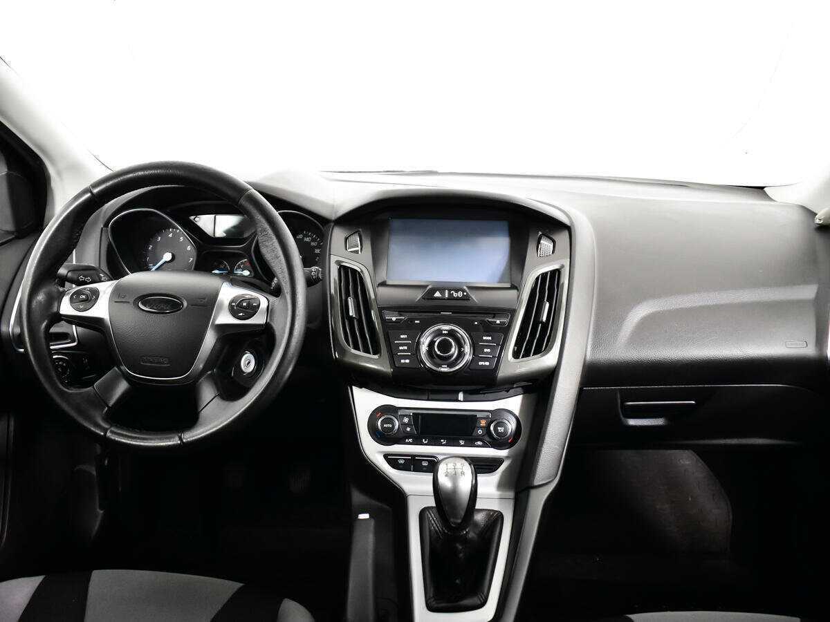 Ford Focus б/у, 2013, Механическая. Фото: #11