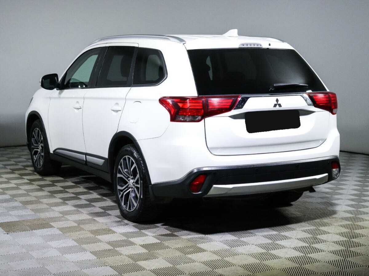 Mitsubishi Outlander б/у, 2018, Вариатор. Фото: #5