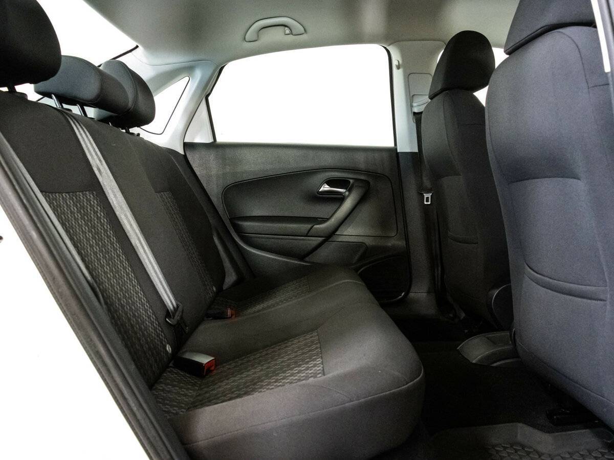 Volkswagen Polo б/у, 2017, Механическая. Фото: #13