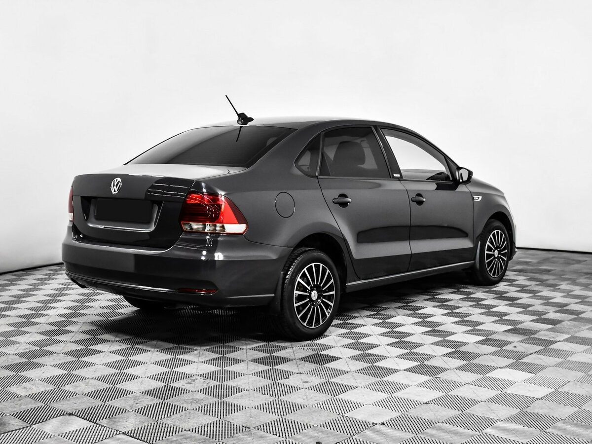 Volkswagen Polo б/у, 2017, Автоматическая. Фото: #4