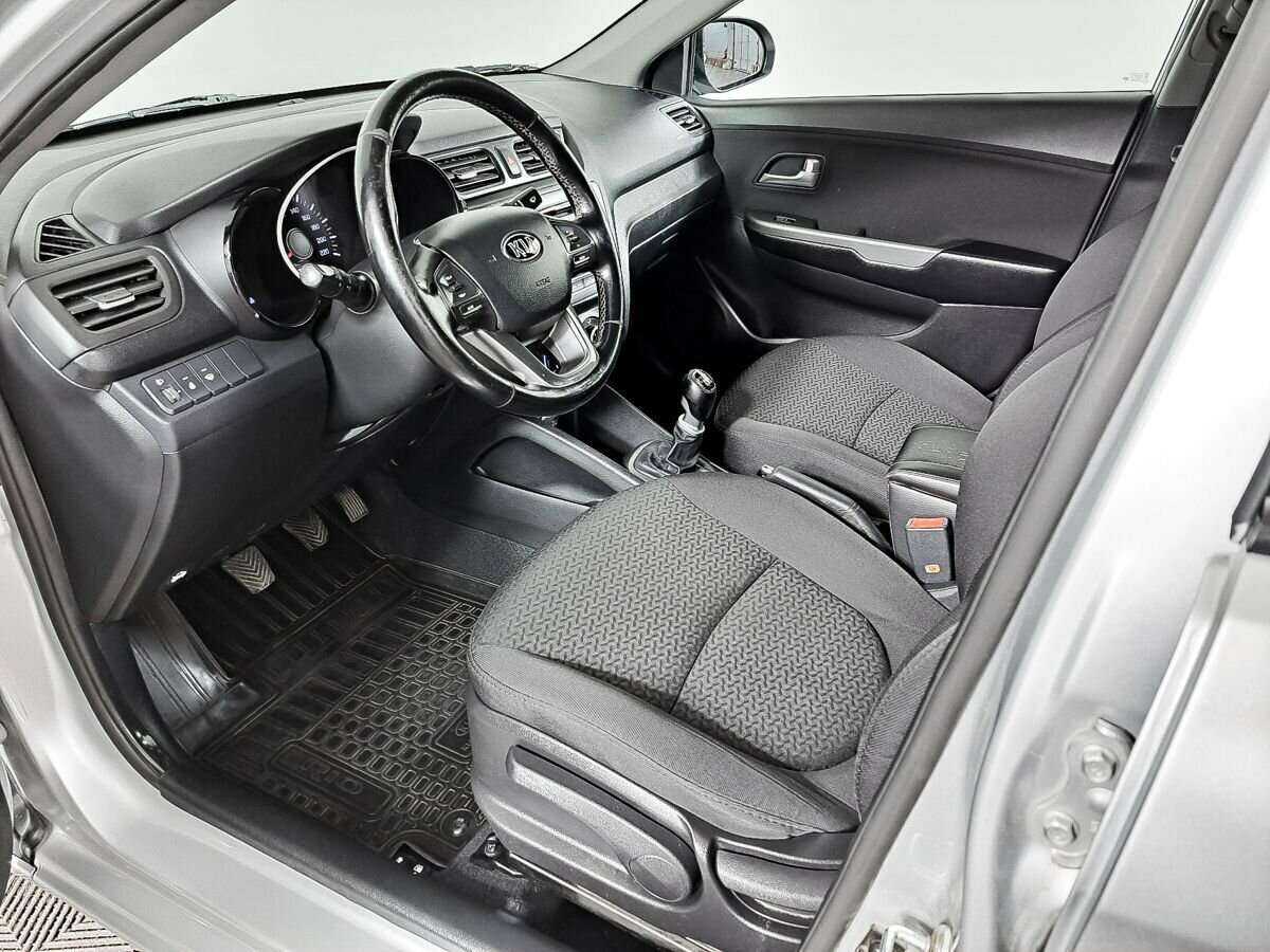 Kia Rio б/у, 2015, Механическая. Фото: #12