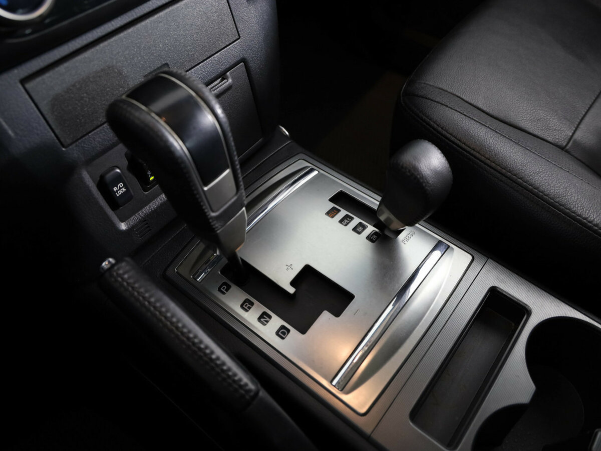 Mitsubishi Pajero б/у, 2013, Автоматическая. Фото: #13