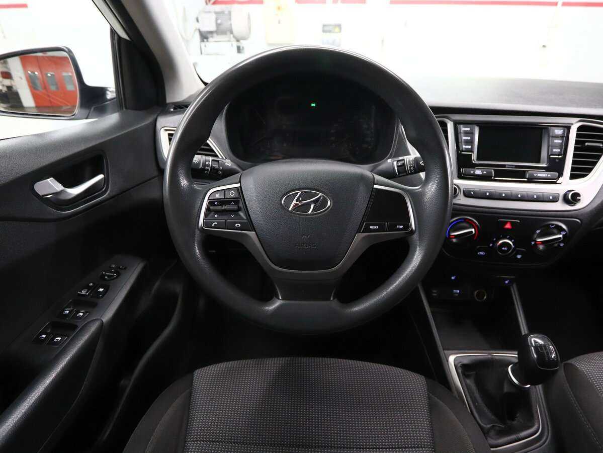 Hyundai Solaris б/у, 2020, Механическая. Фото: #18