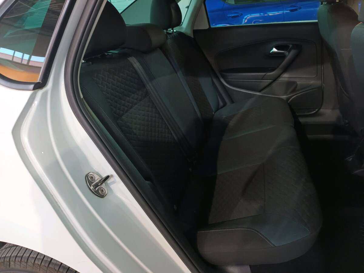 Volkswagen Polo б/у, 2019, Механическая. Фото: #13