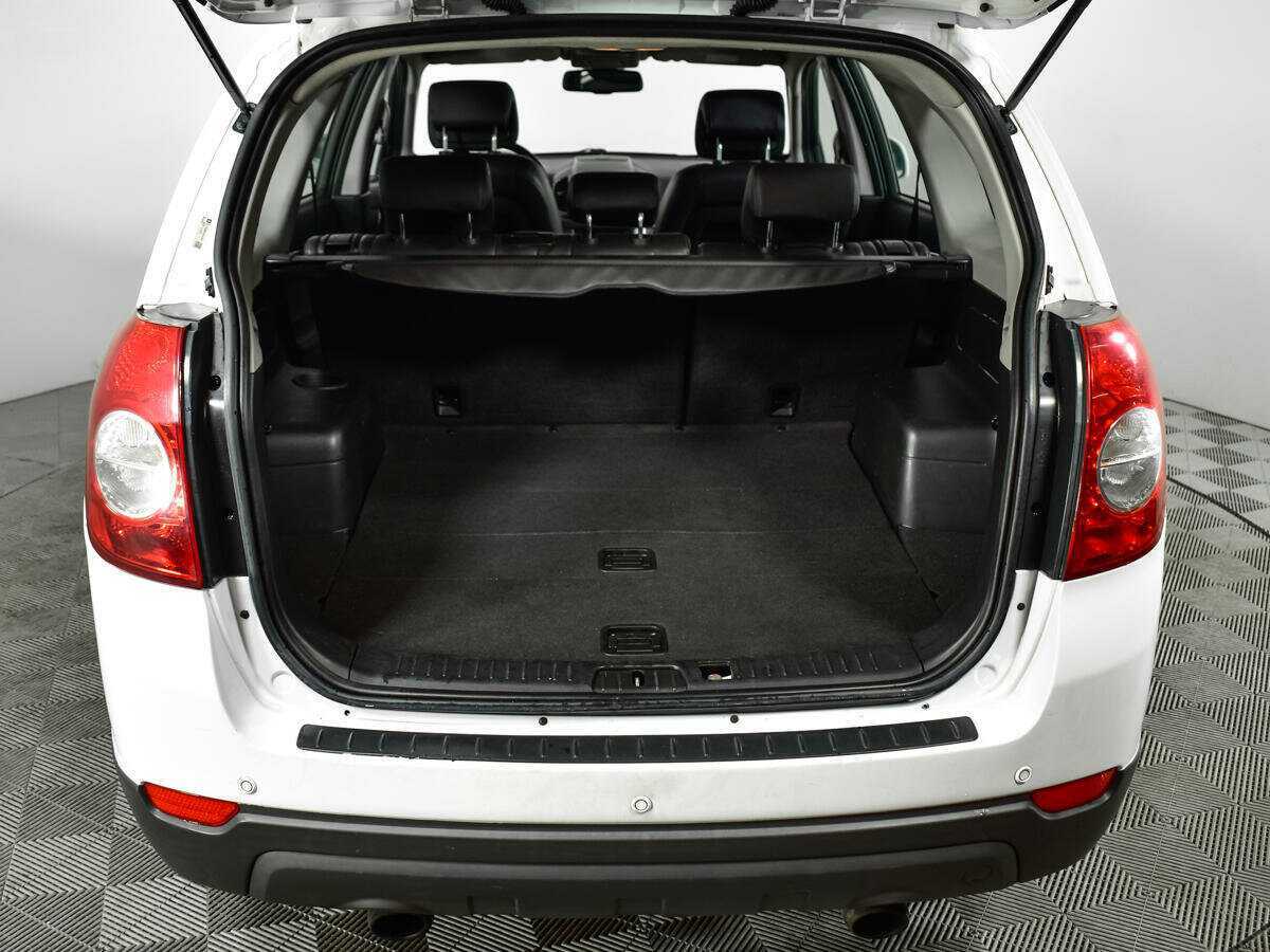 Chevrolet Captiva б/у, 2012, Механическая. Фото: #14