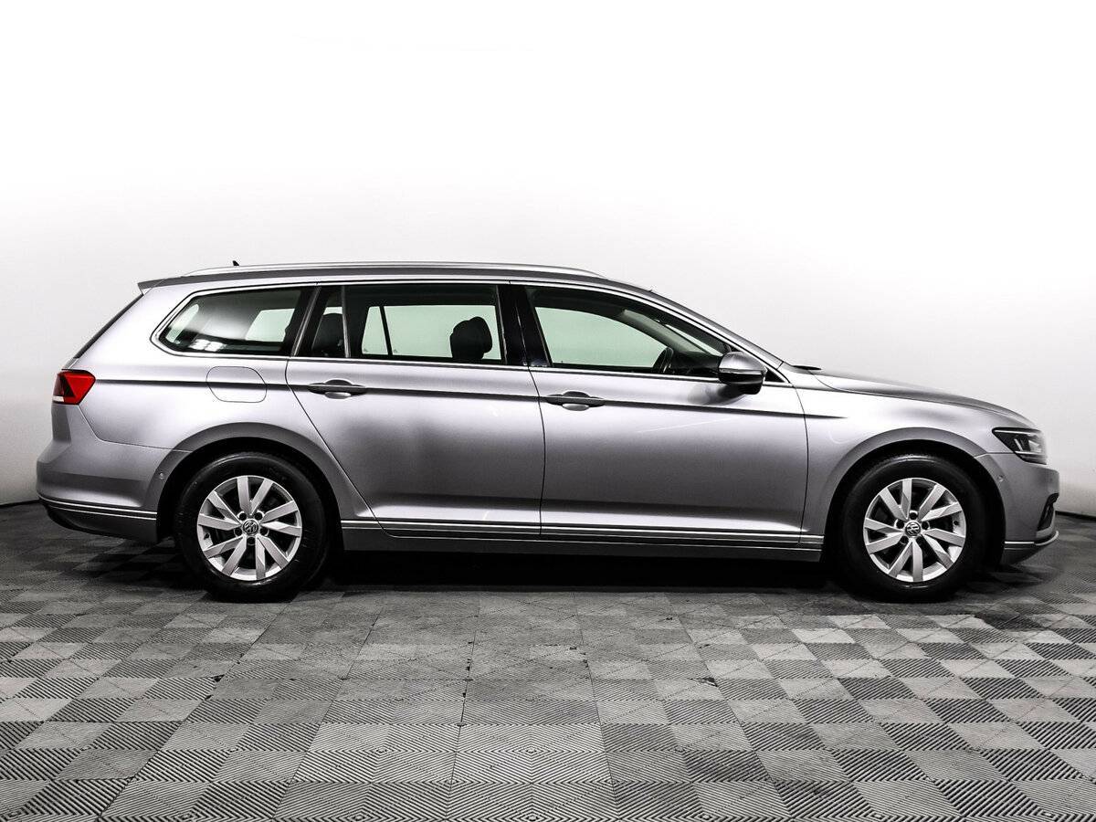 Volkswagen Passat б/у, 2019, Роботизированная. Фото: #3