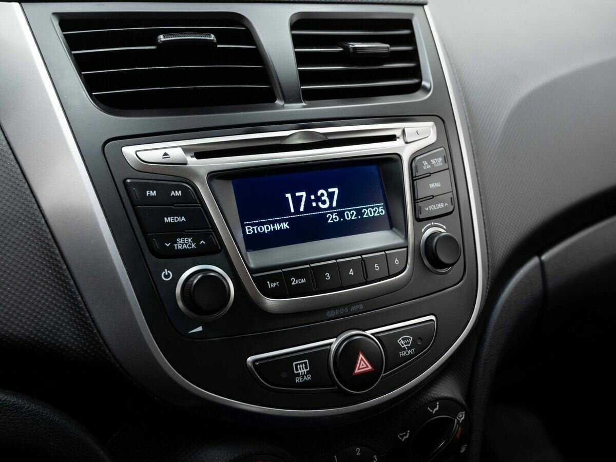 Hyundai Solaris б/у, 2016, Автоматическая. Фото: #19