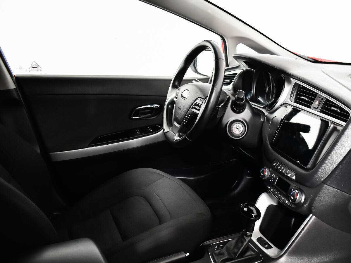 Kia Ceed б/у, 2017, Автоматическая. Фото: #8