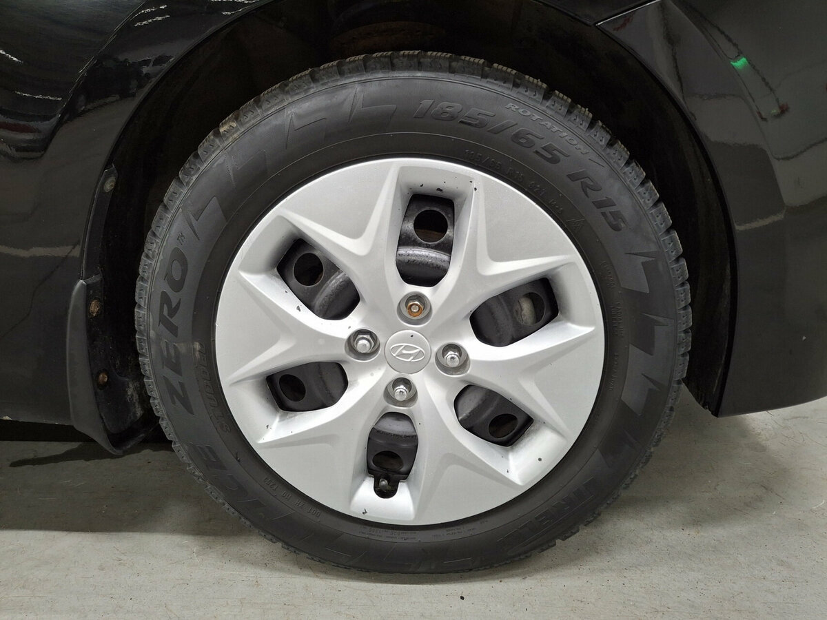 Hyundai Solaris б/у, 2016, Механическая. Фото: #17