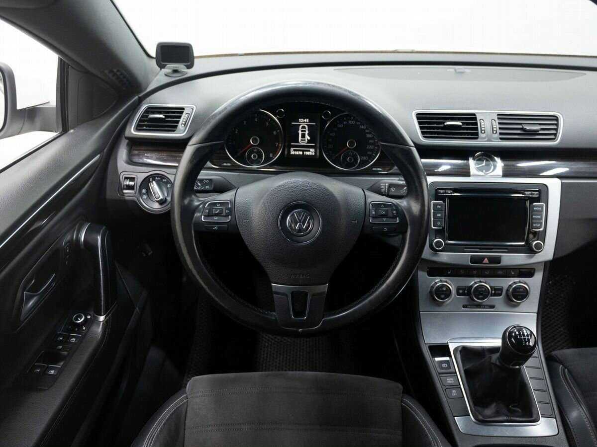 Volkswagen Passat CC б/у, 2014, Механическая. Фото: #13
