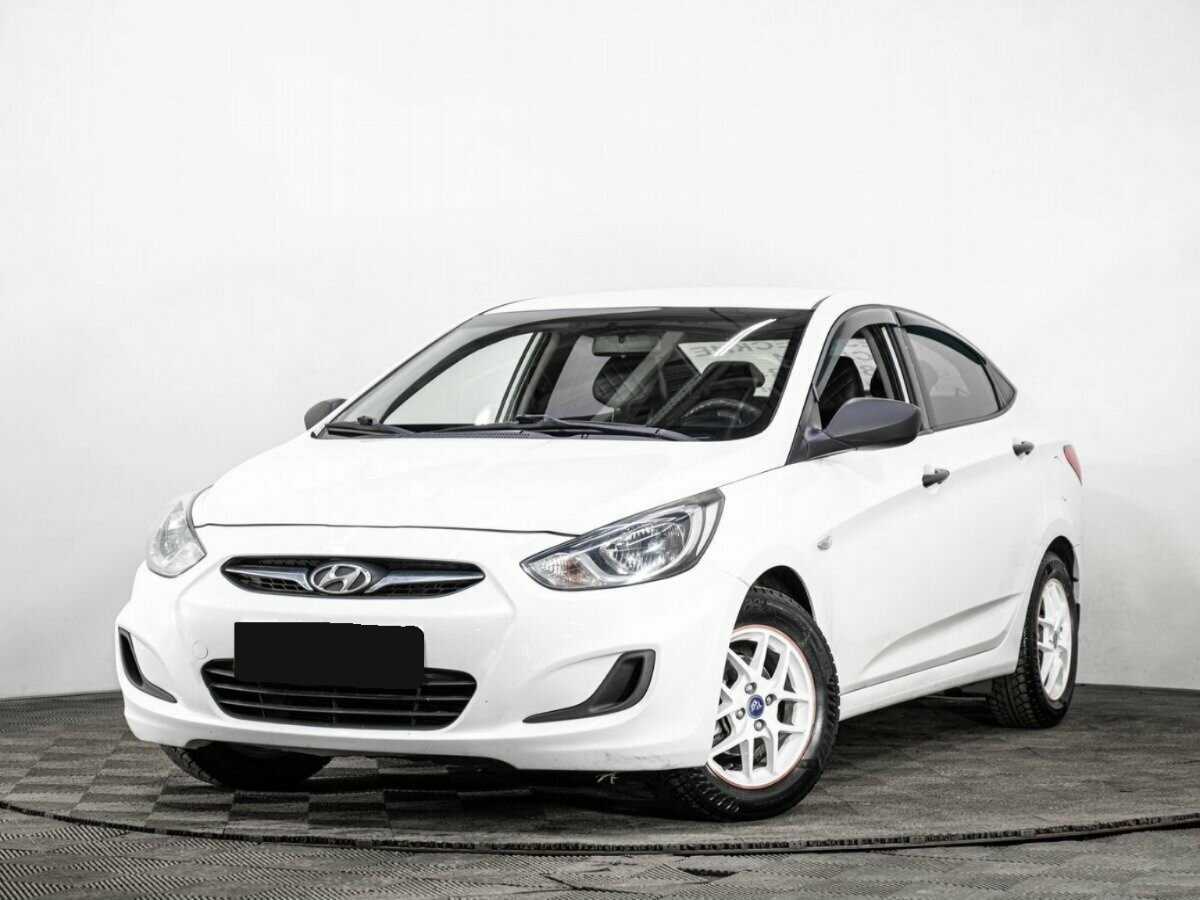 Hyundai Solaris б/у, 2013, Механическая. Посмотреть фото