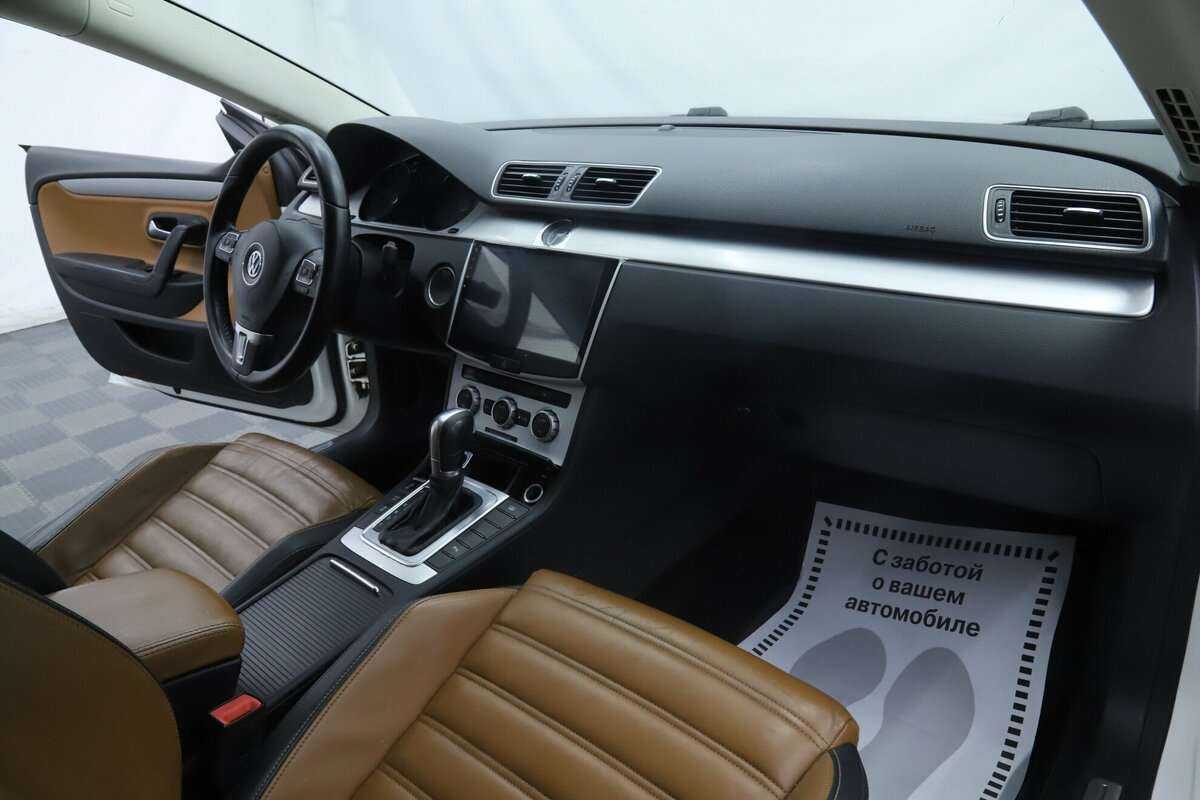 Volkswagen Passat CC б/у, 2013, Роботизированная. Фото: #14