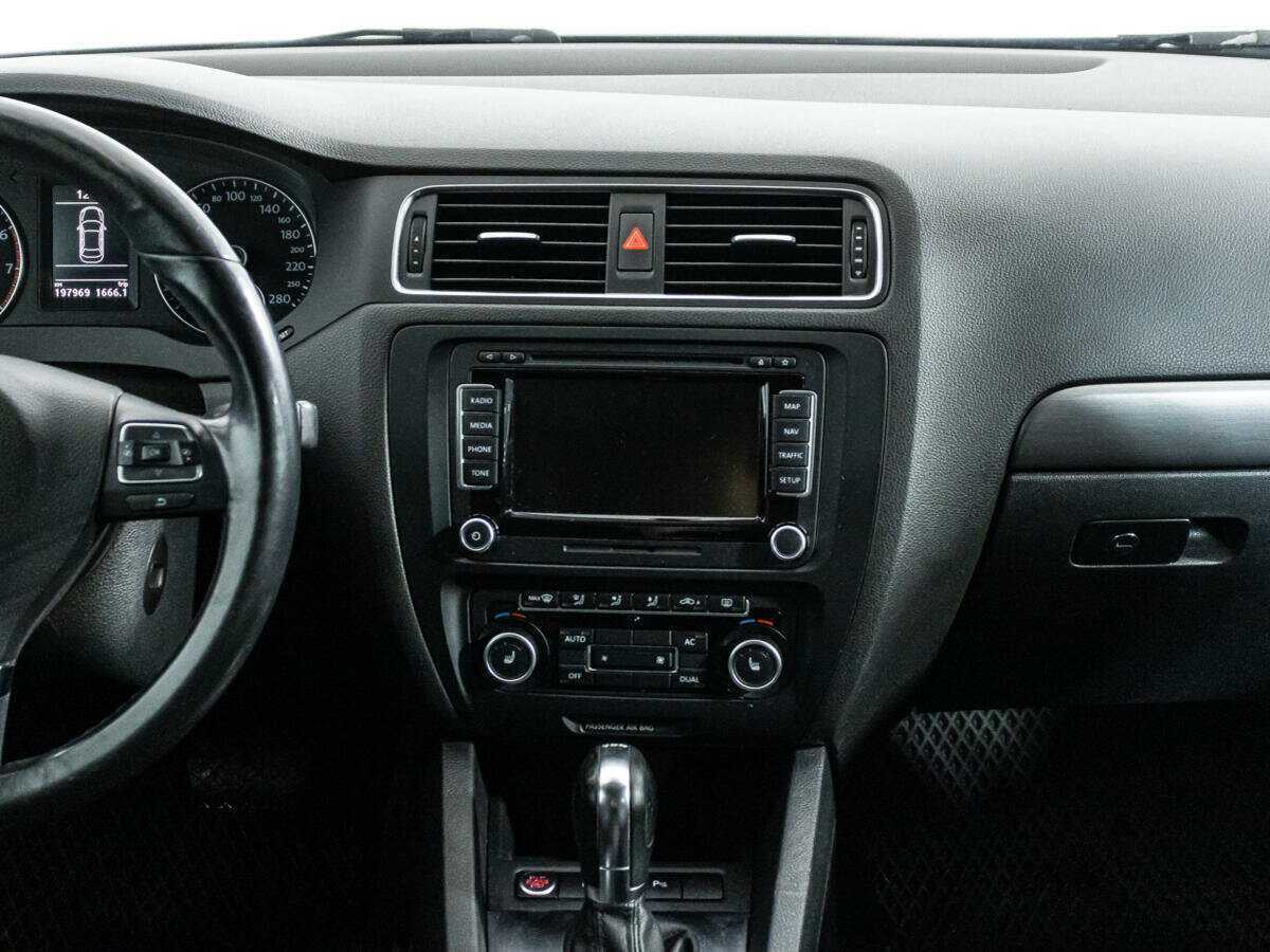 Volkswagen Jetta б/у, 2012, Роботизированная. Фото: #13