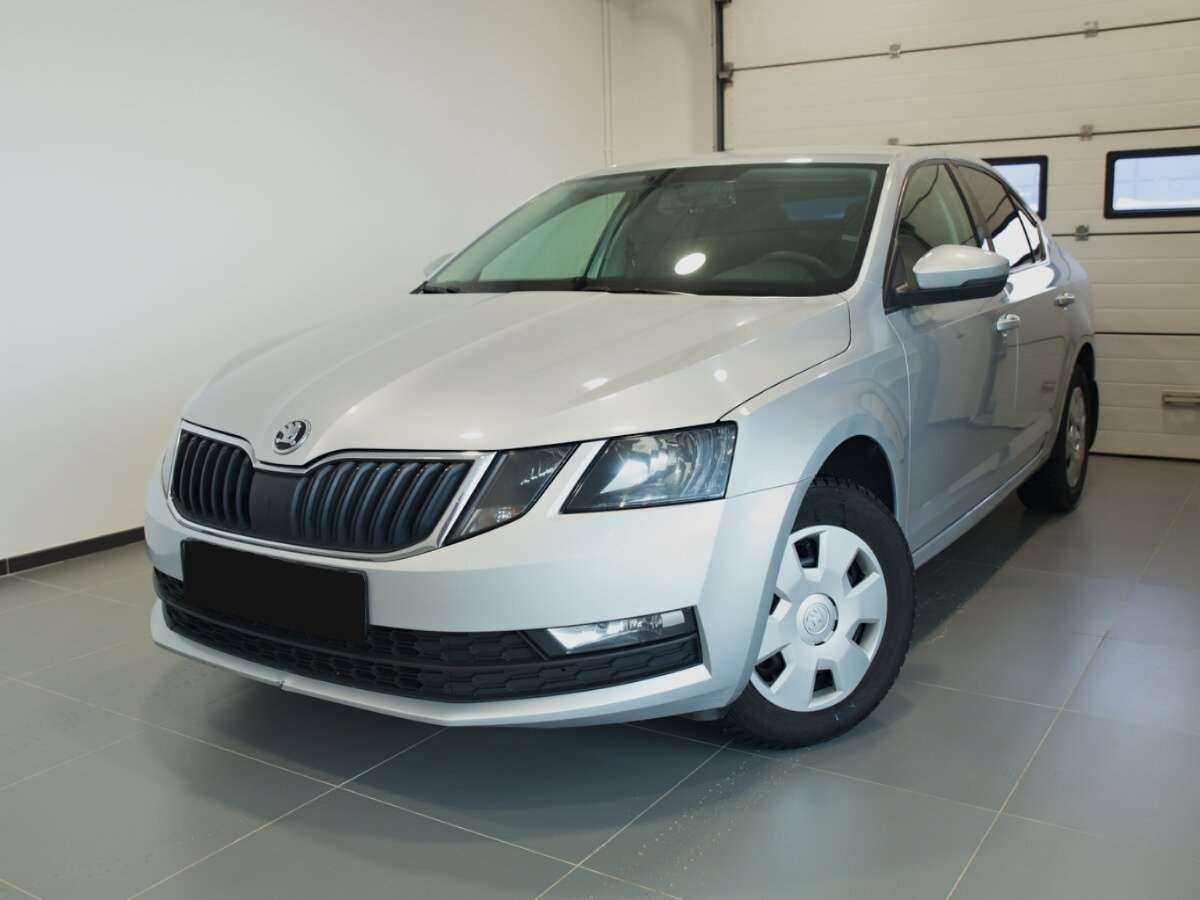 Skoda Octavia б/у, 2019, Механическая. Фото: #0