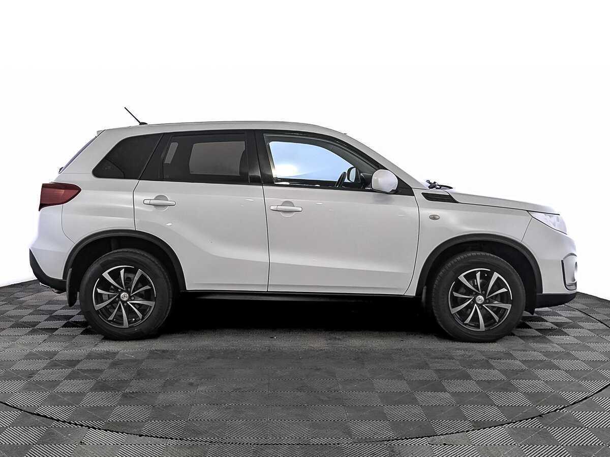 Suzuki Vitara б/у, 2019, Механическая. Фото: #3
