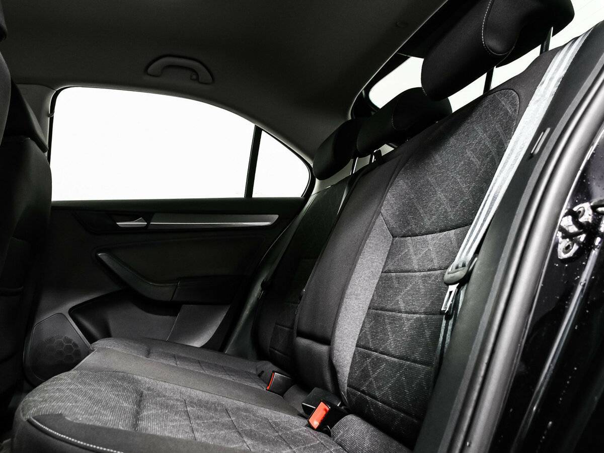 Volkswagen Polo б/у, 2020, Автоматическая. Фото: #11