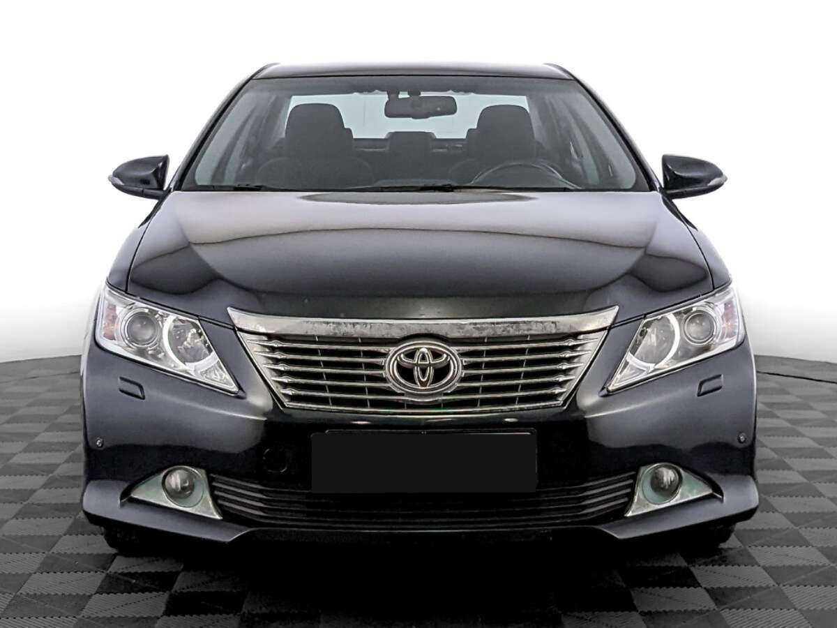 Toyota Camry б/у, 2013, Автоматическая. Фото: #1