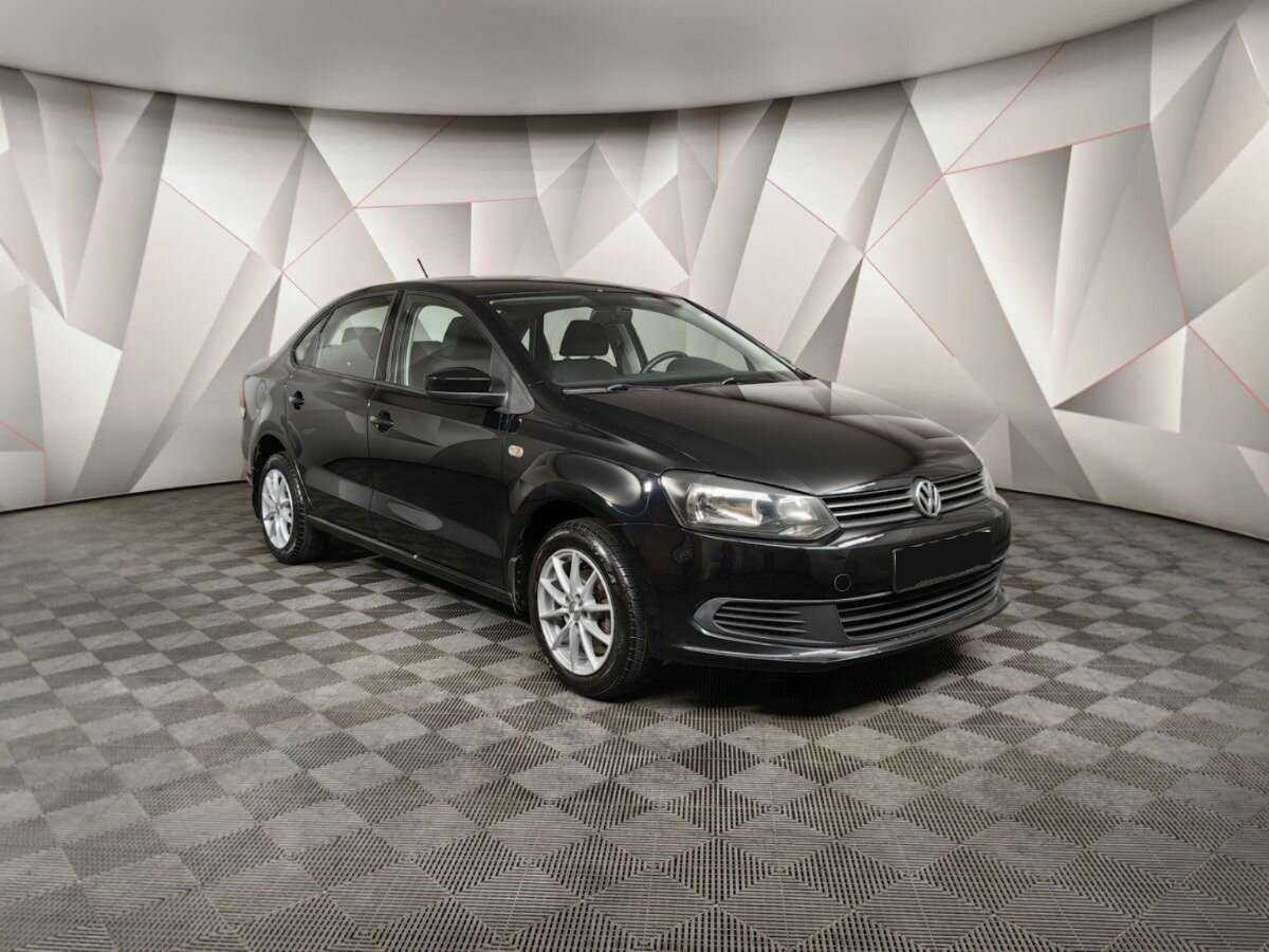 Volkswagen Polo б/у, 2013, Автоматическая. Фото: #2