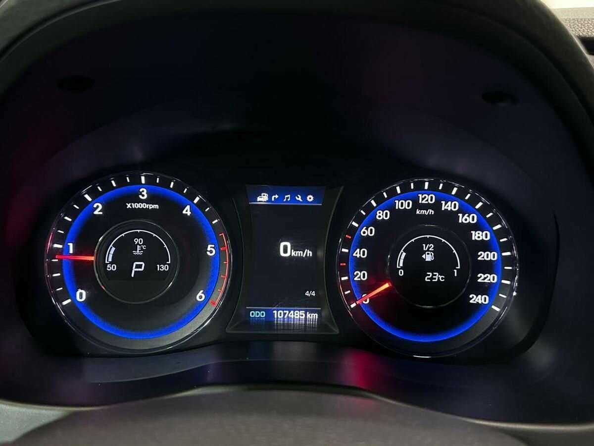 Hyundai i40 б/у, 2015, Роботизированная. Фото: #11