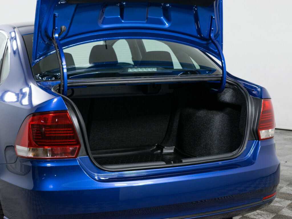 Volkswagen Polo б/у, 2019, Автоматическая. Фото: #6