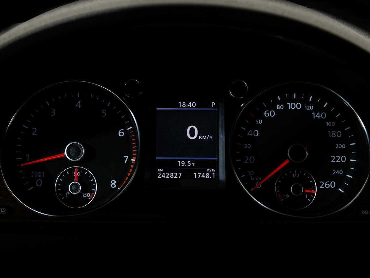 Volkswagen Passat б/у, 2013, Роботизированная. Фото: #13