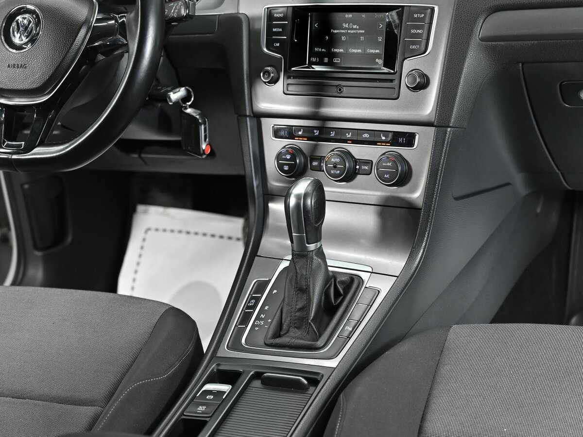 Volkswagen Golf б/у, 2013, Роботизированная. Фото: #8