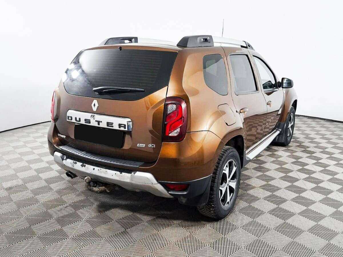 Renault Duster б/у, 2015, Механическая. Фото: #2