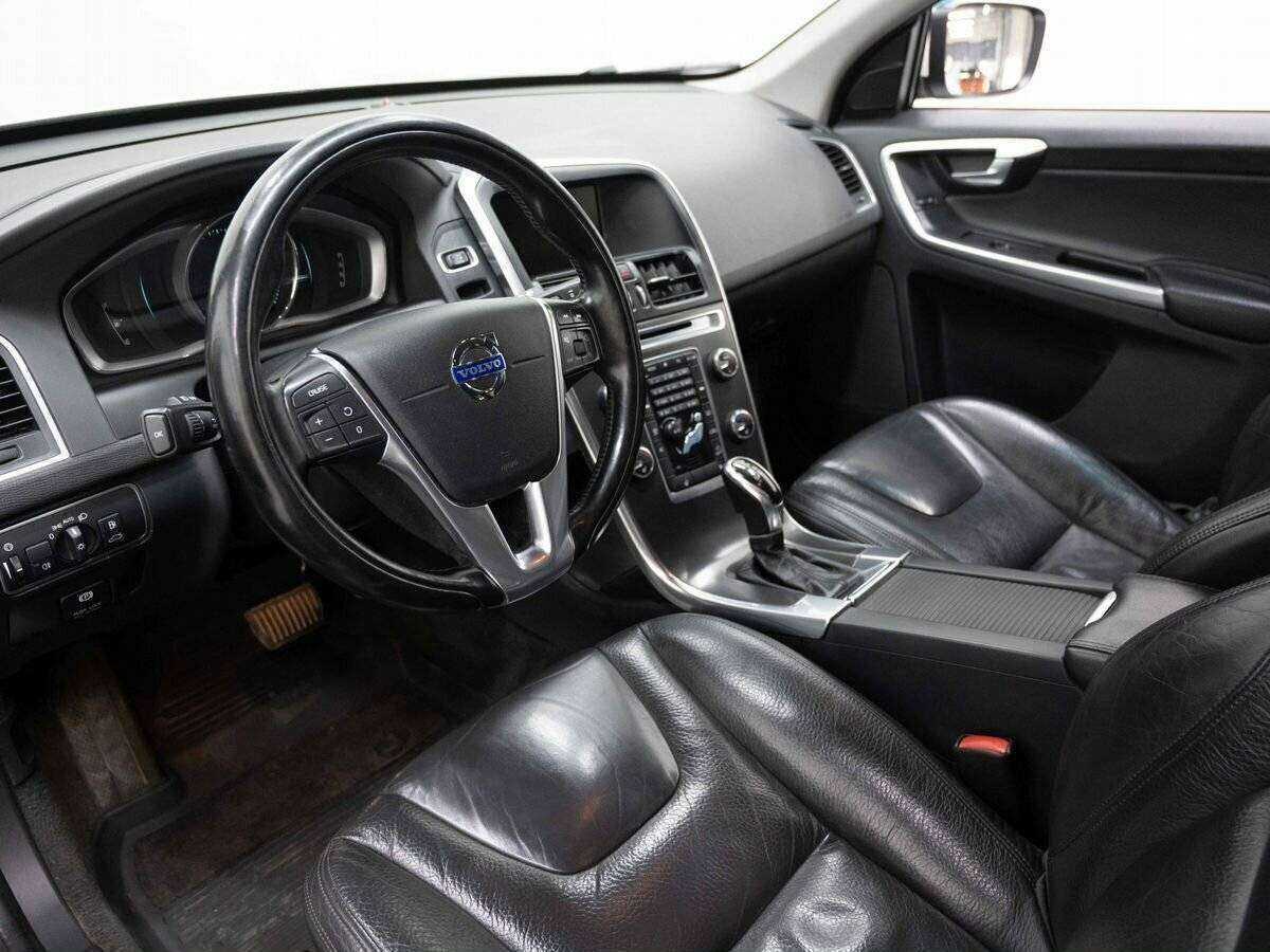 Volvo XC60 б/у, 2013, Автоматическая. Фото: #6