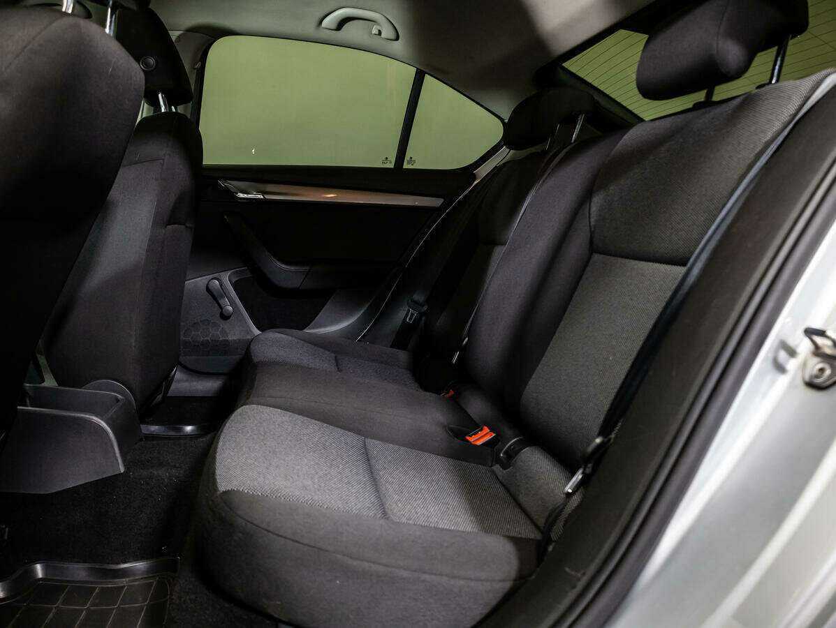 Skoda Octavia б/у, 2015, Автоматическая. Фото: #9